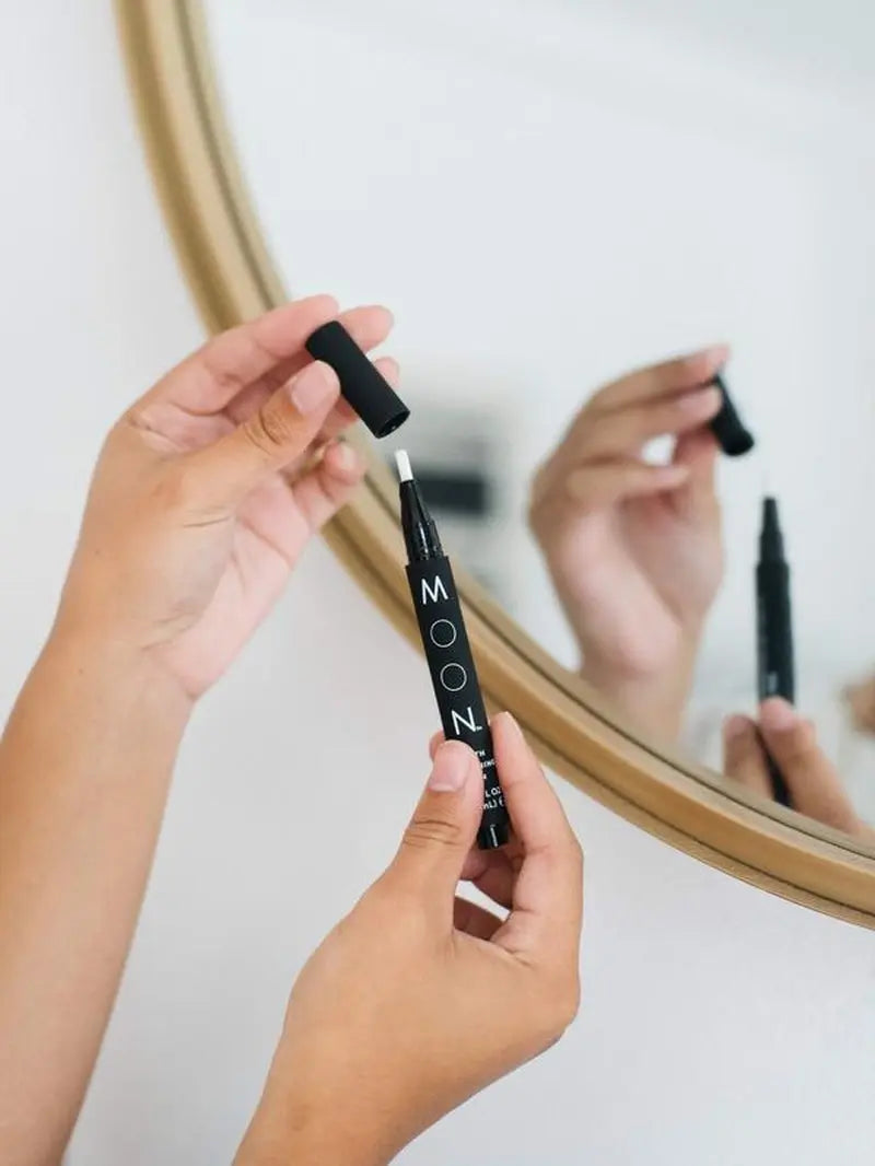 Teeth Whitening Pen - Moon White